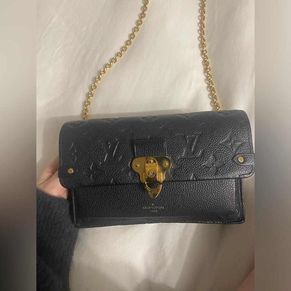 100 percent authentic Louis Vuitton wallet on chain bought in Paris